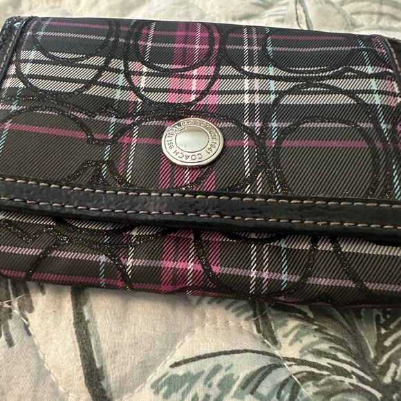 Coach Vintage Wallet - Picture 2 of 8